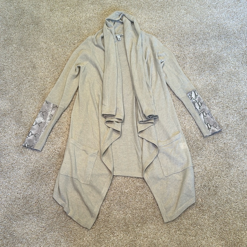 Autumn Cashmere gray snakeskin open cardigan